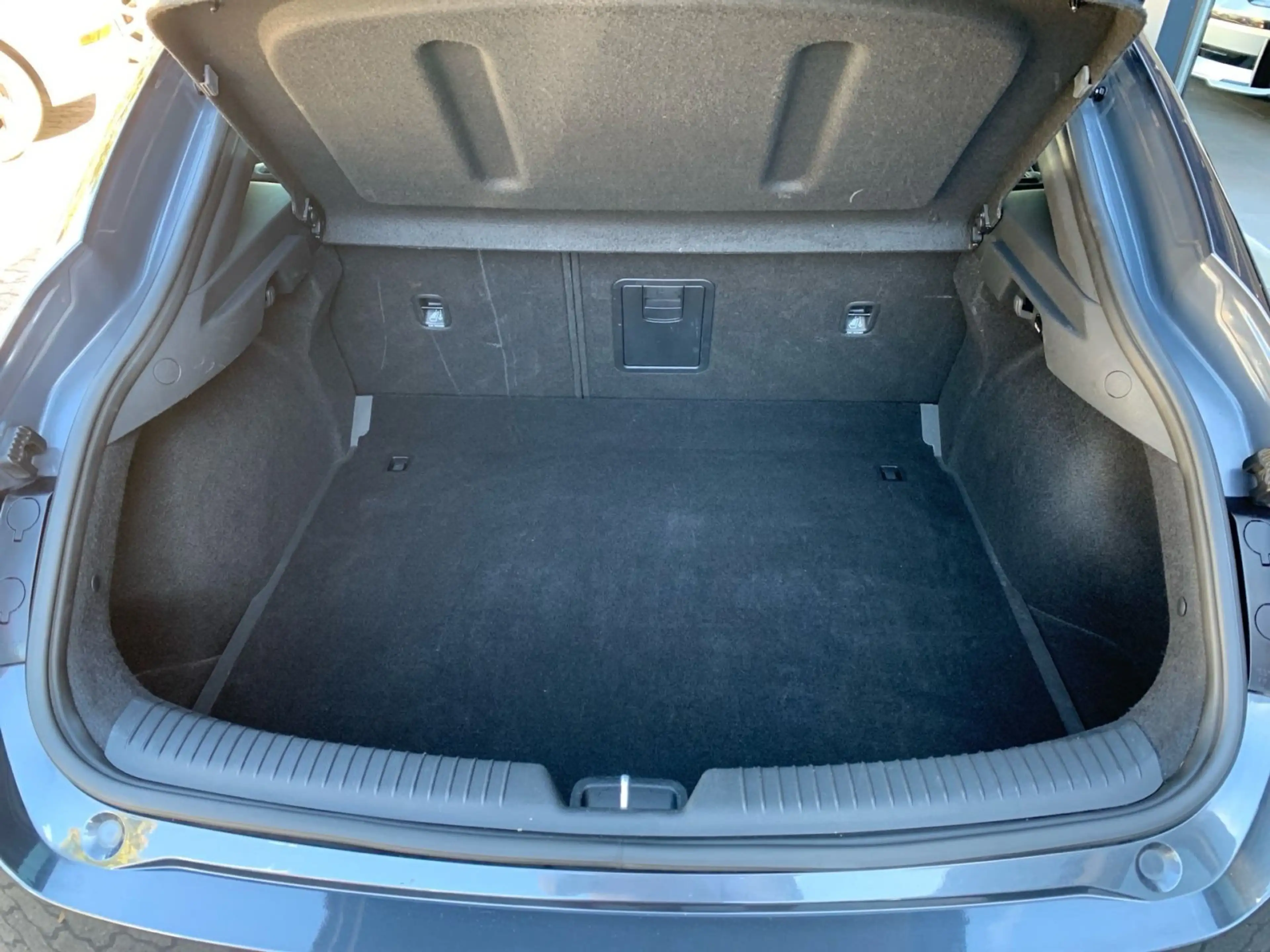 Hyundai i30 Fastback 1.5T-GDI 7-DCT N-Line Mild-Hybrid N — photo 12