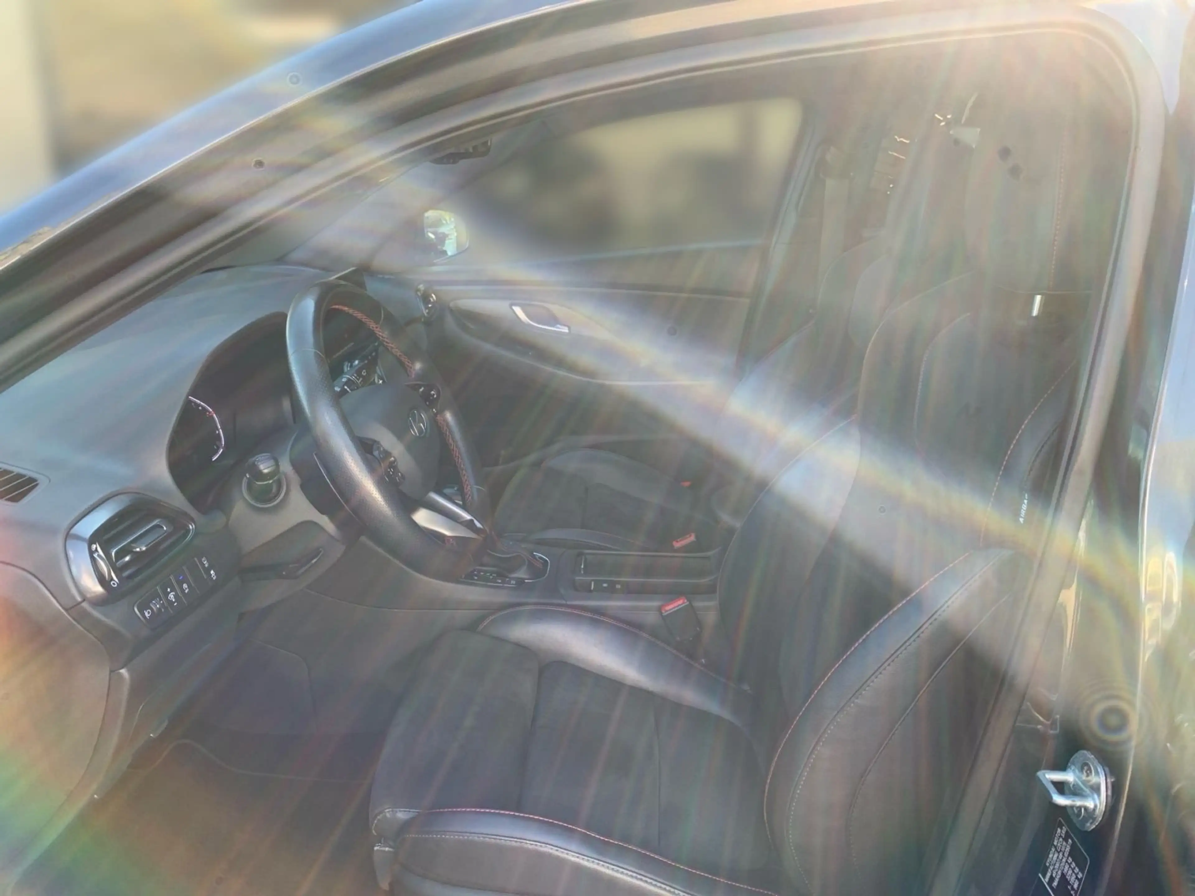Hyundai i30 Fastback 1.5T-GDI 7-DCT N-Line Mild-Hybrid N — photo 17