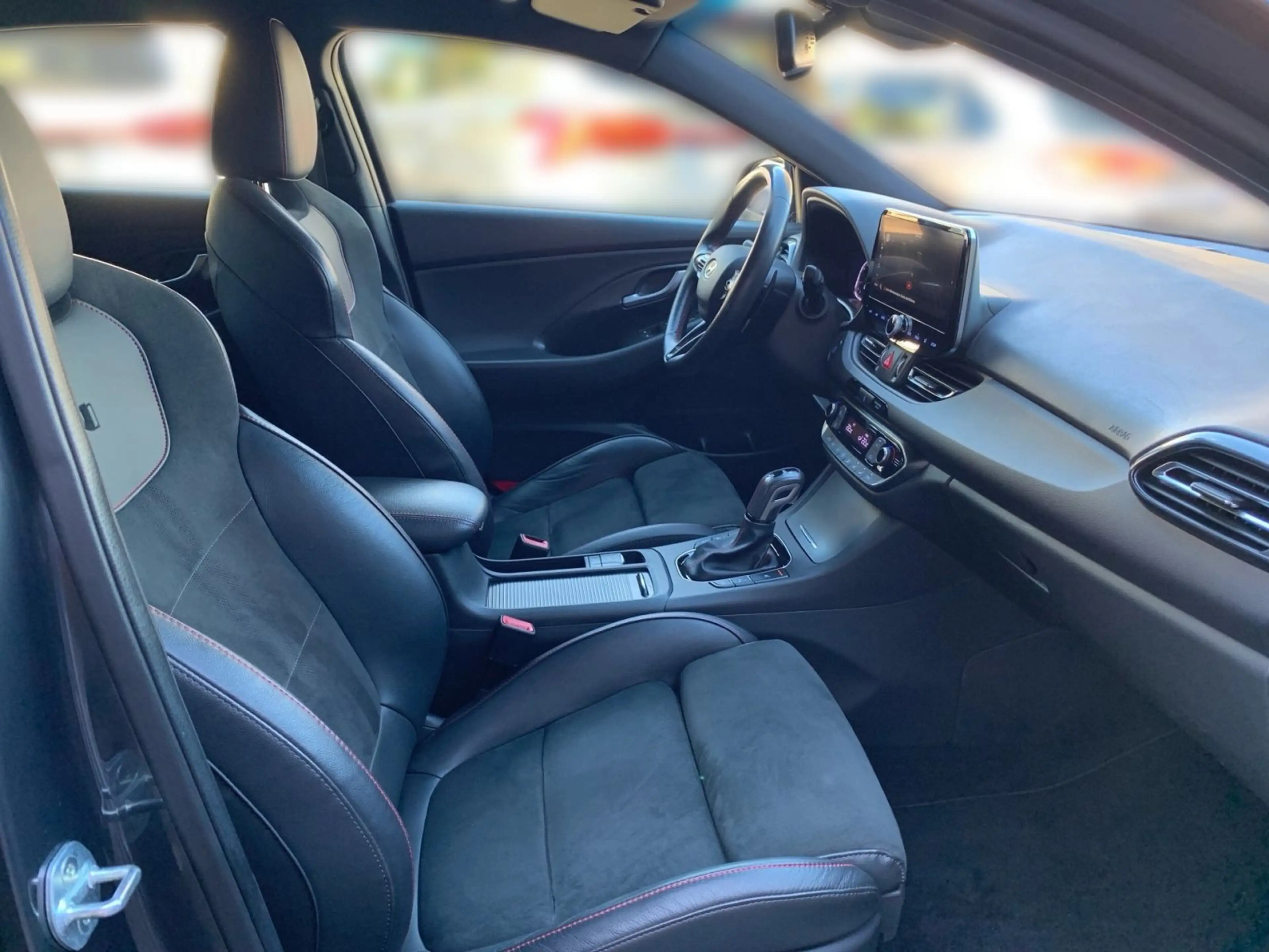 Hyundai i30 Fastback 1.5T-GDI 7-DCT N-Line Mild-Hybrid N — photo 27