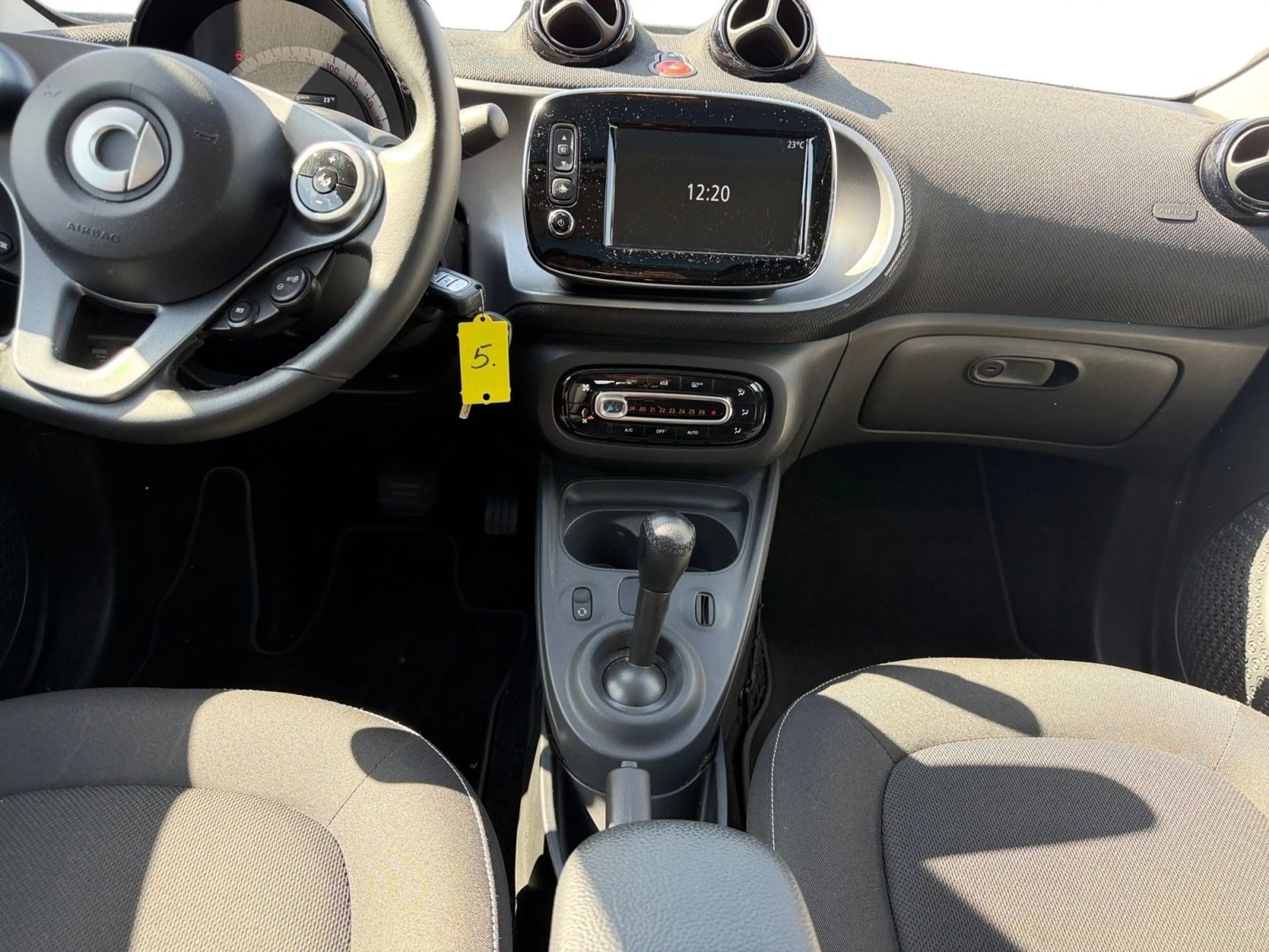 smart forFour Klimaautomatik Tempomat Panorama — photo 12