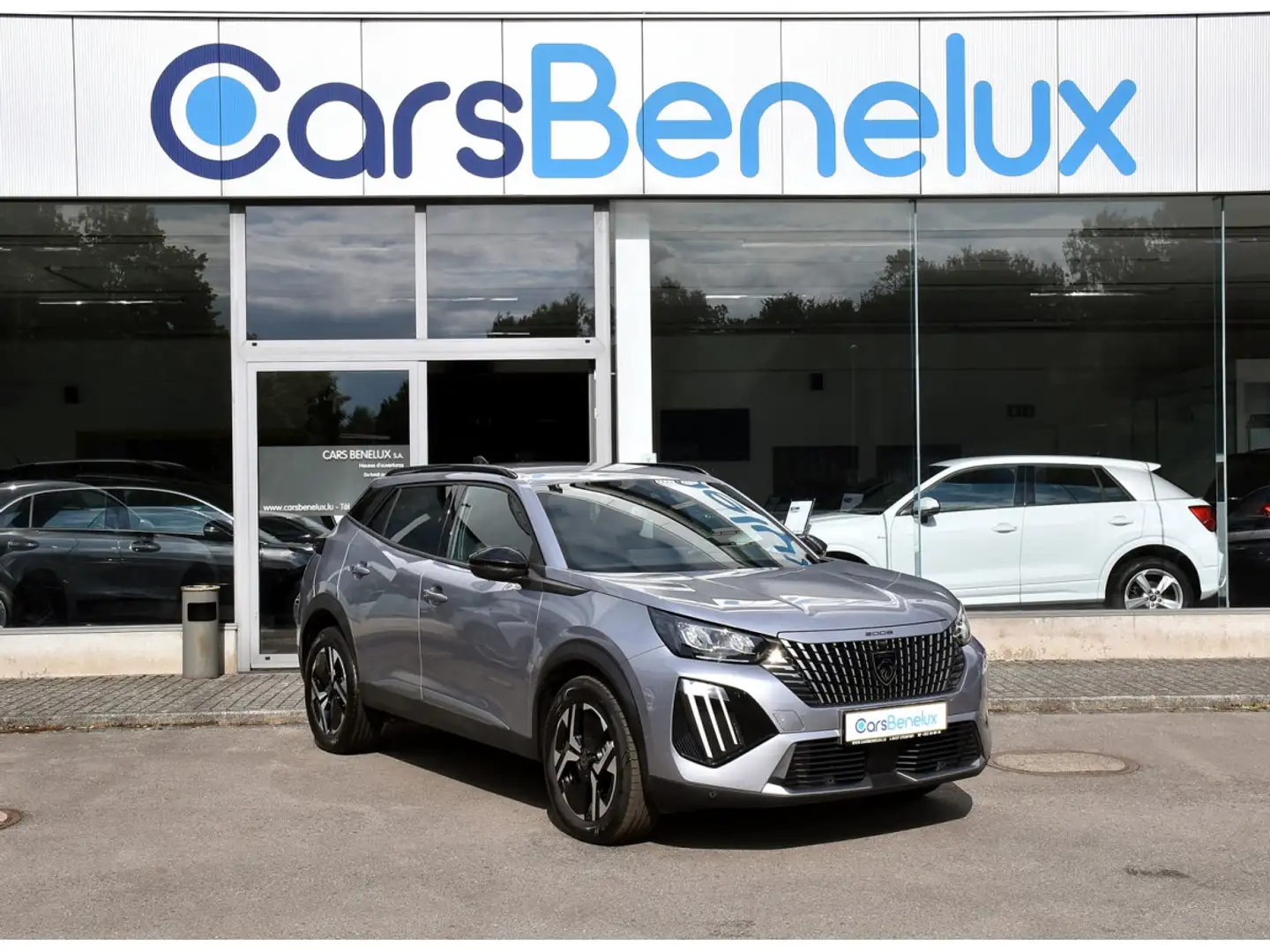 Peugeot 2008 1.2 PureTech 130 EAT8 GPS CAM360 LANE SIDE 1° MAIN Argent - 1
