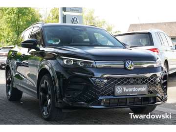 1.5 TSI eHybrid R-Line MATRIX PANO 360°