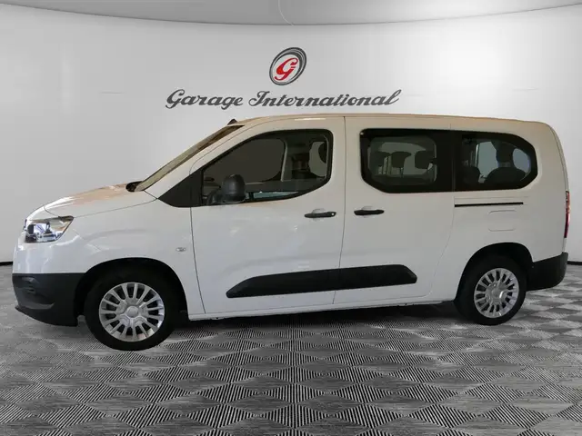 Toyota Proace City 1.2P 110Cv S&S  L2 D  7P.