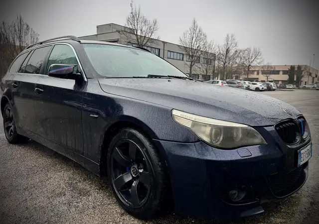BMW 530 530d Touring Titanium