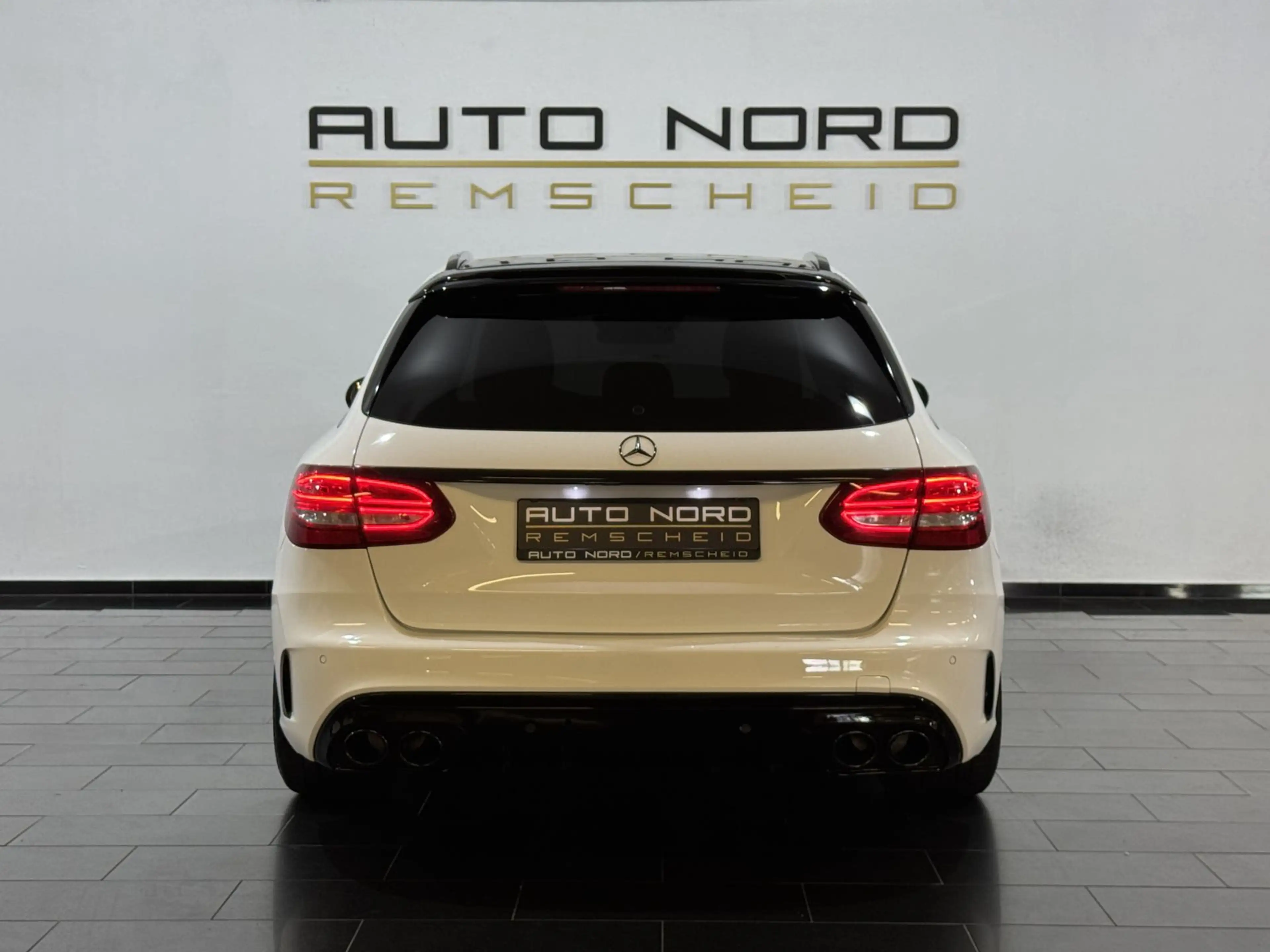 Mercedes-Benz C 43 AMG 4Matic*ILS*360°Cam*Standhzg*AHK*KeyGo* — photo 9