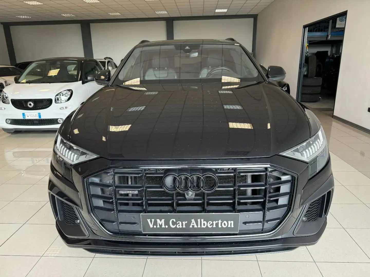Audi Q8 50 TDI 286 CV quattro tiptronic S line +Matrix+22" Negro - 2