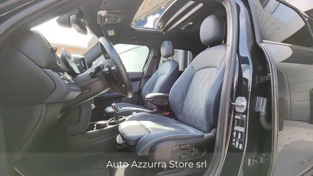 Mini Countryman view 14