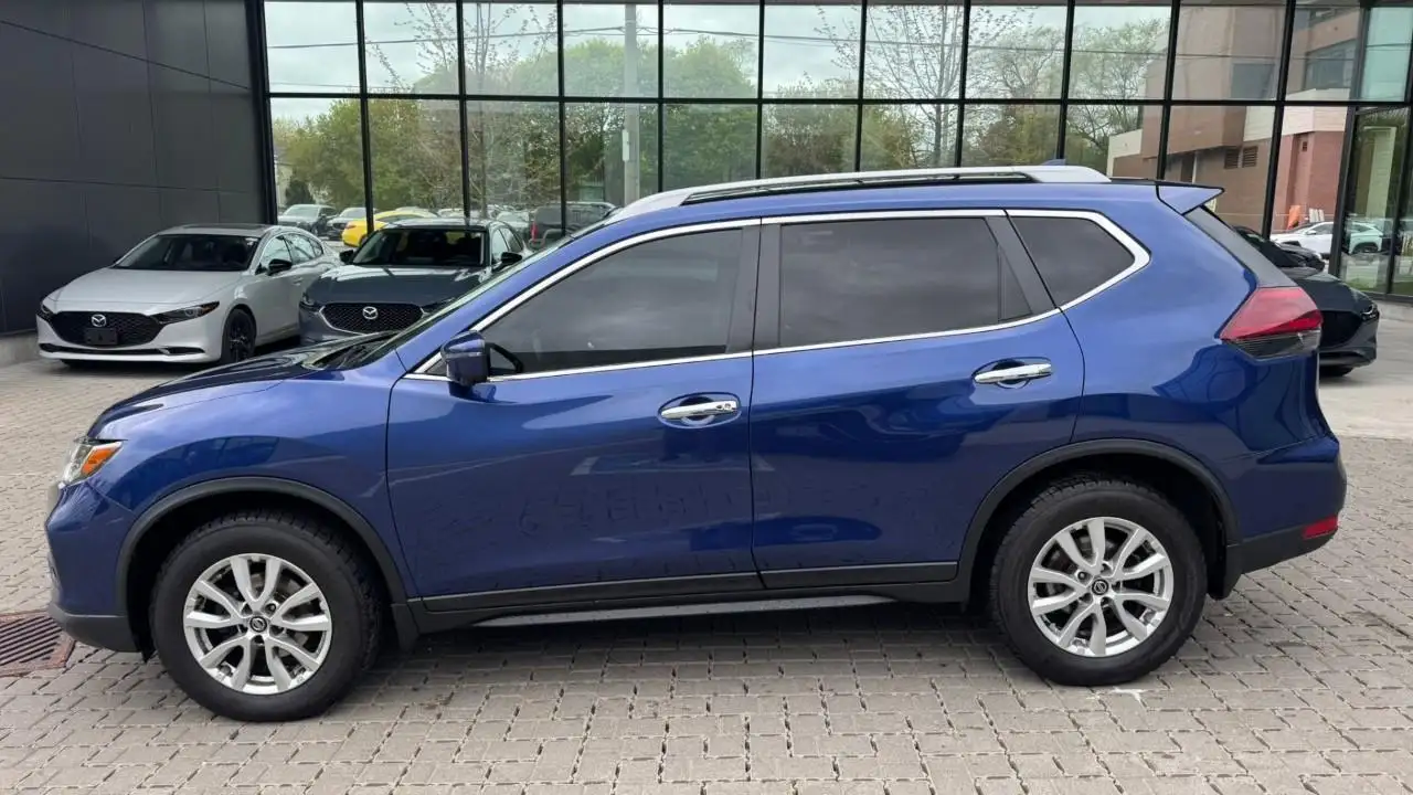 Nissan Rogue снимка Nissan Rogue
