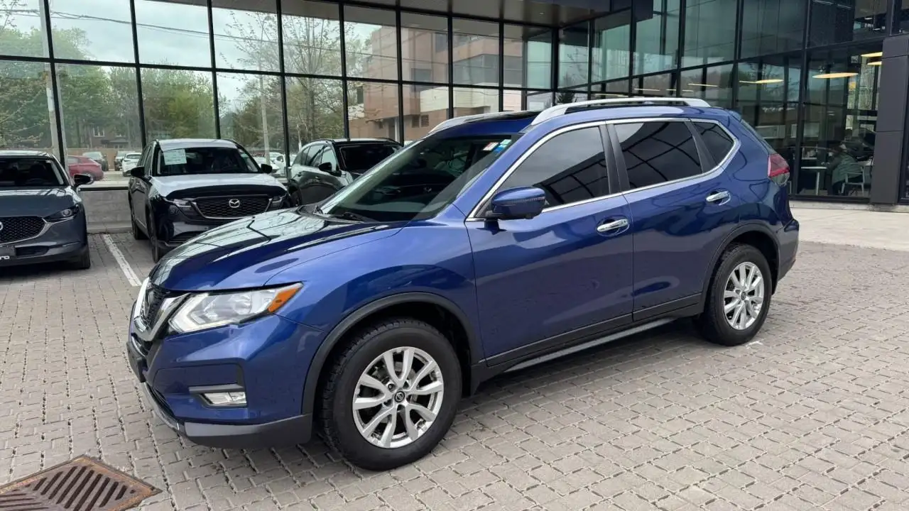 Nissan Rogue снимка Nissan Rogue