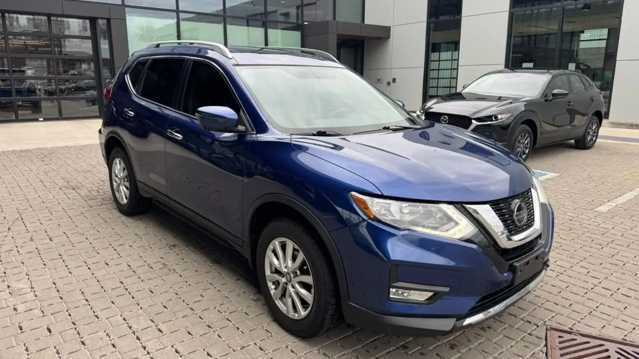 Nissan Rogue снимка Nissan Rogue