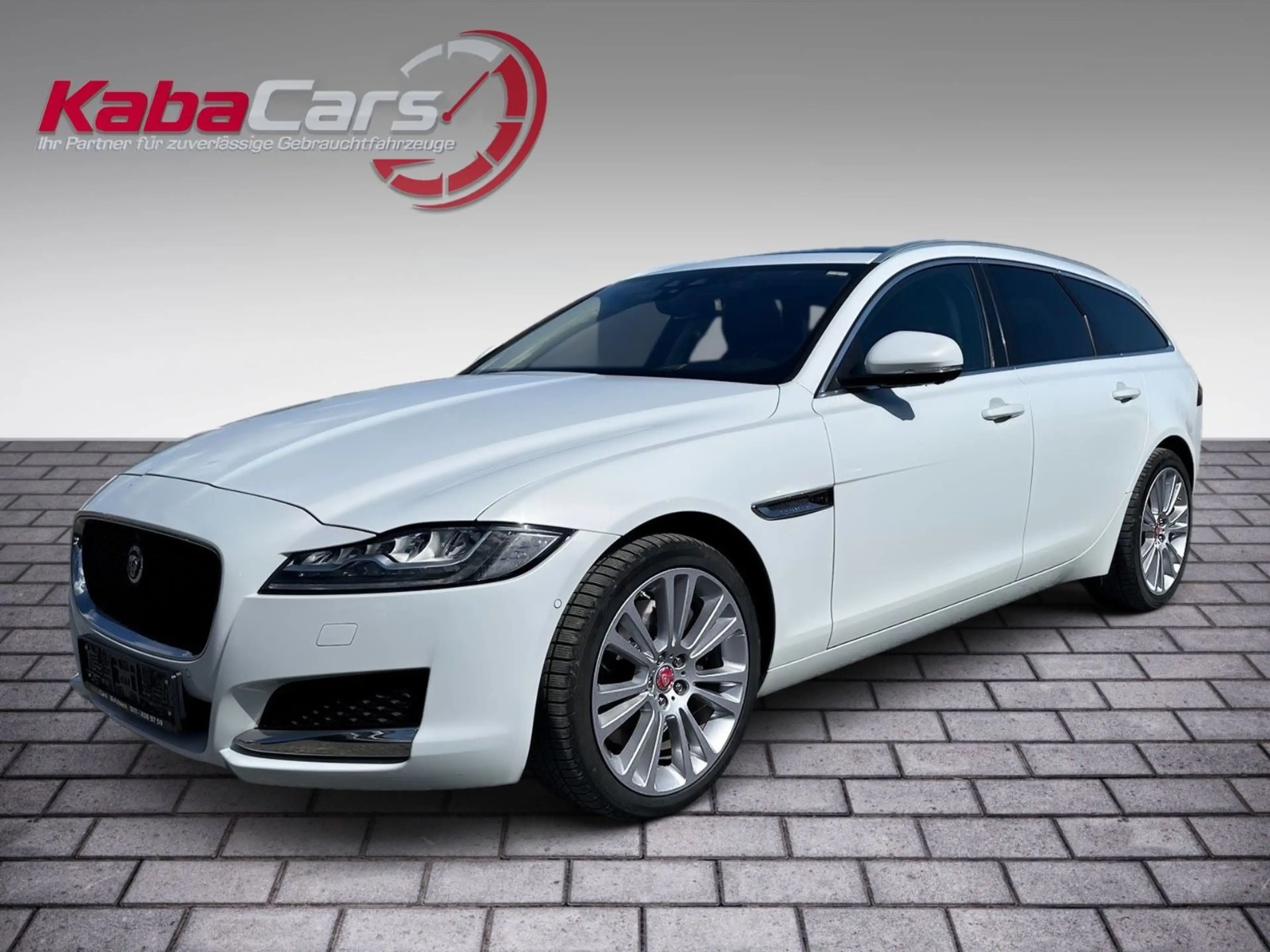 Jaguar XF Sportbrake Portfolio Pano AHK LED — photo 3