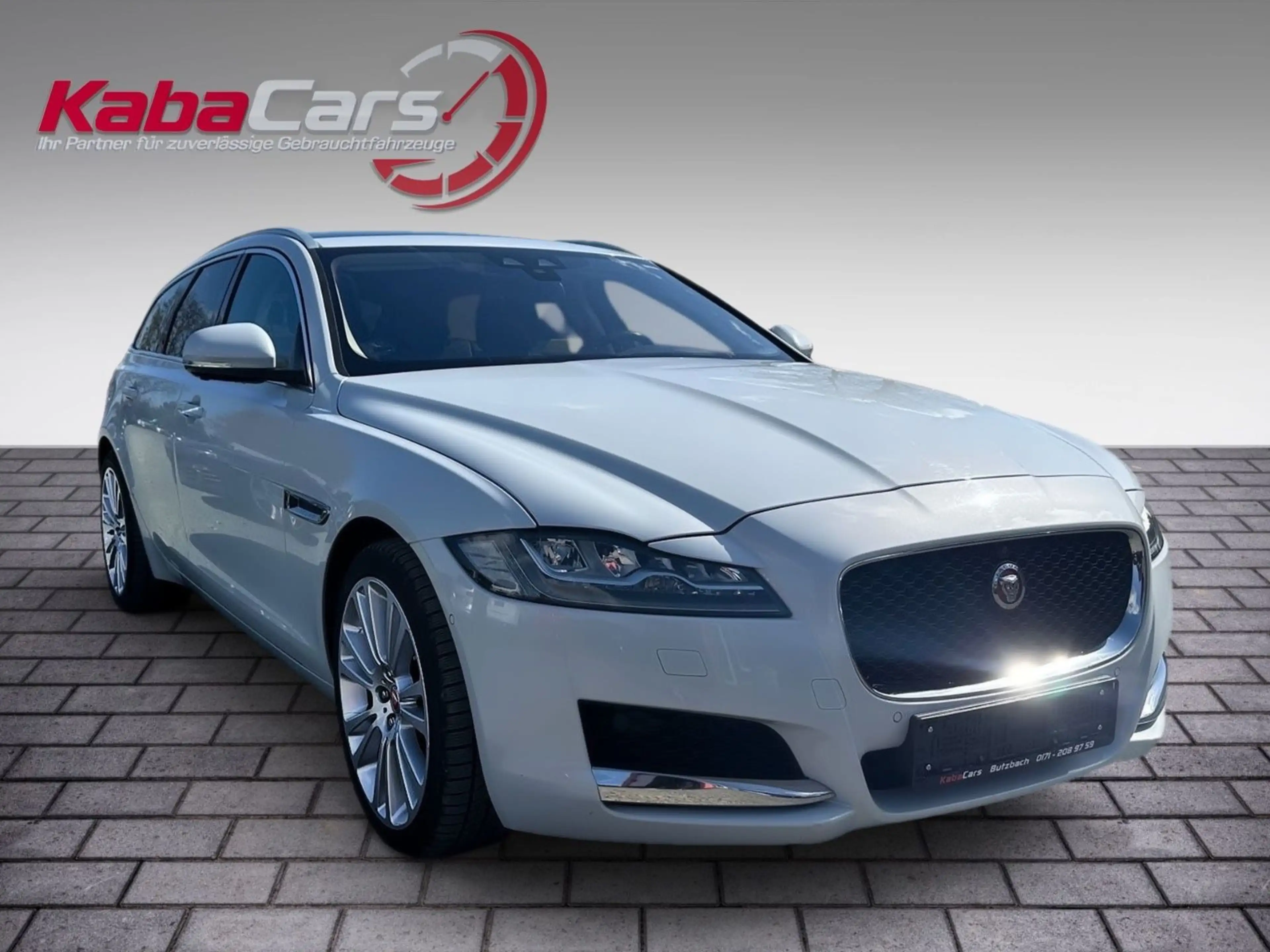 Jaguar XF Sportbrake Portfolio Pano AHK LED — photo 7
