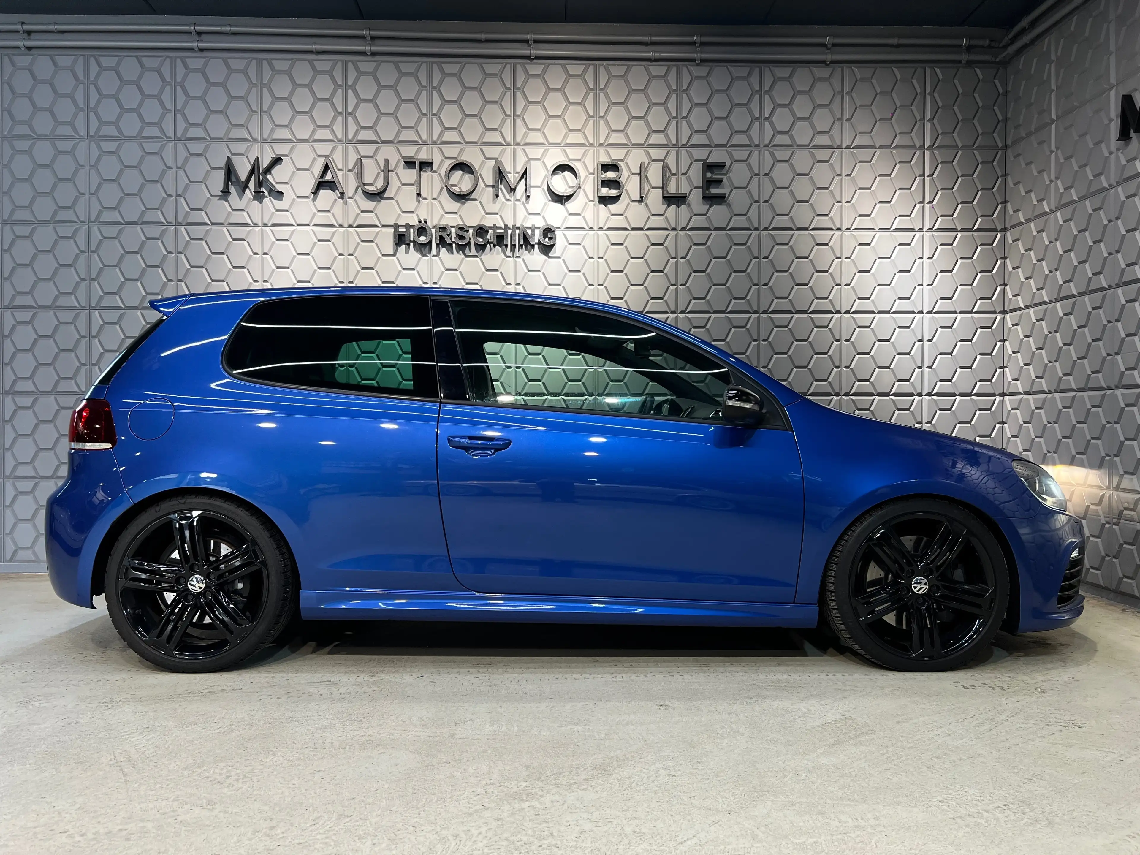 Volkswagen Golf R 4Motion*BI-XENON*CHROM PAKET*ALCANTARA*SITZHEIZUNG — photo 7