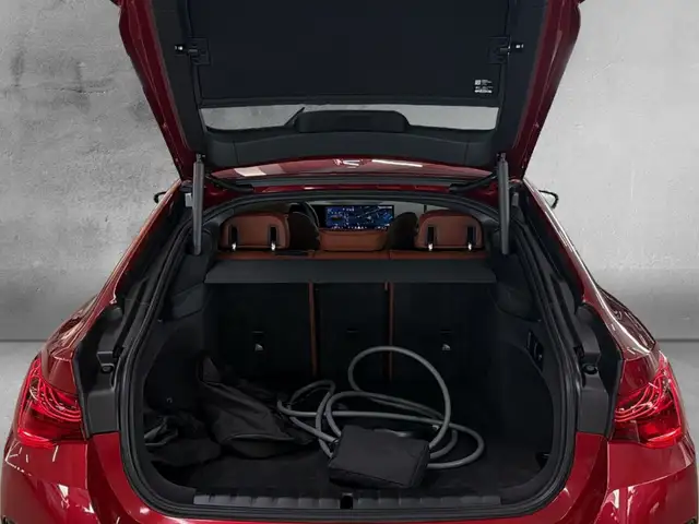 BMW I4 view 15