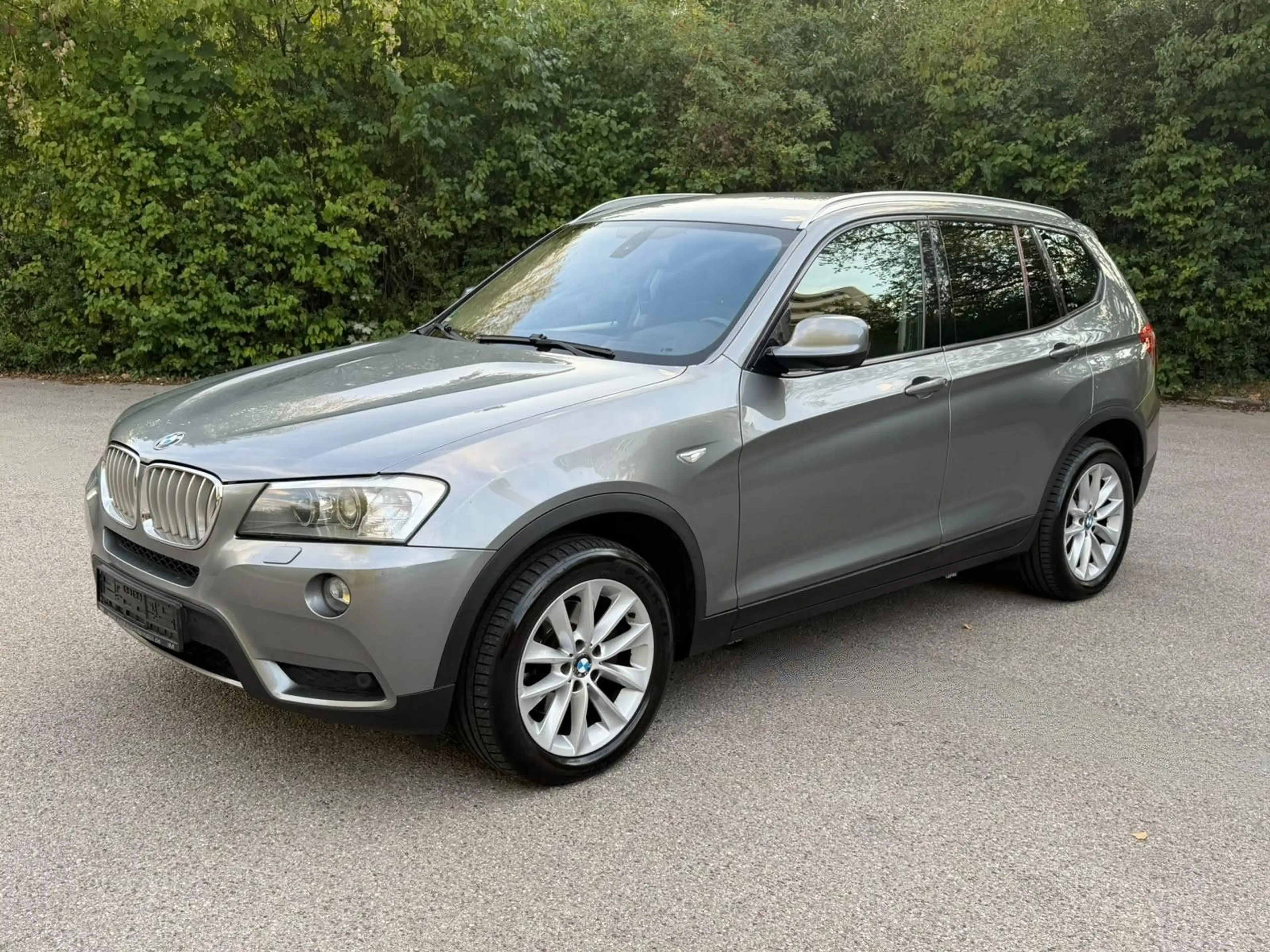 BMW X3 xDrive30d Navi Bi-Xenon Automatik Leader
