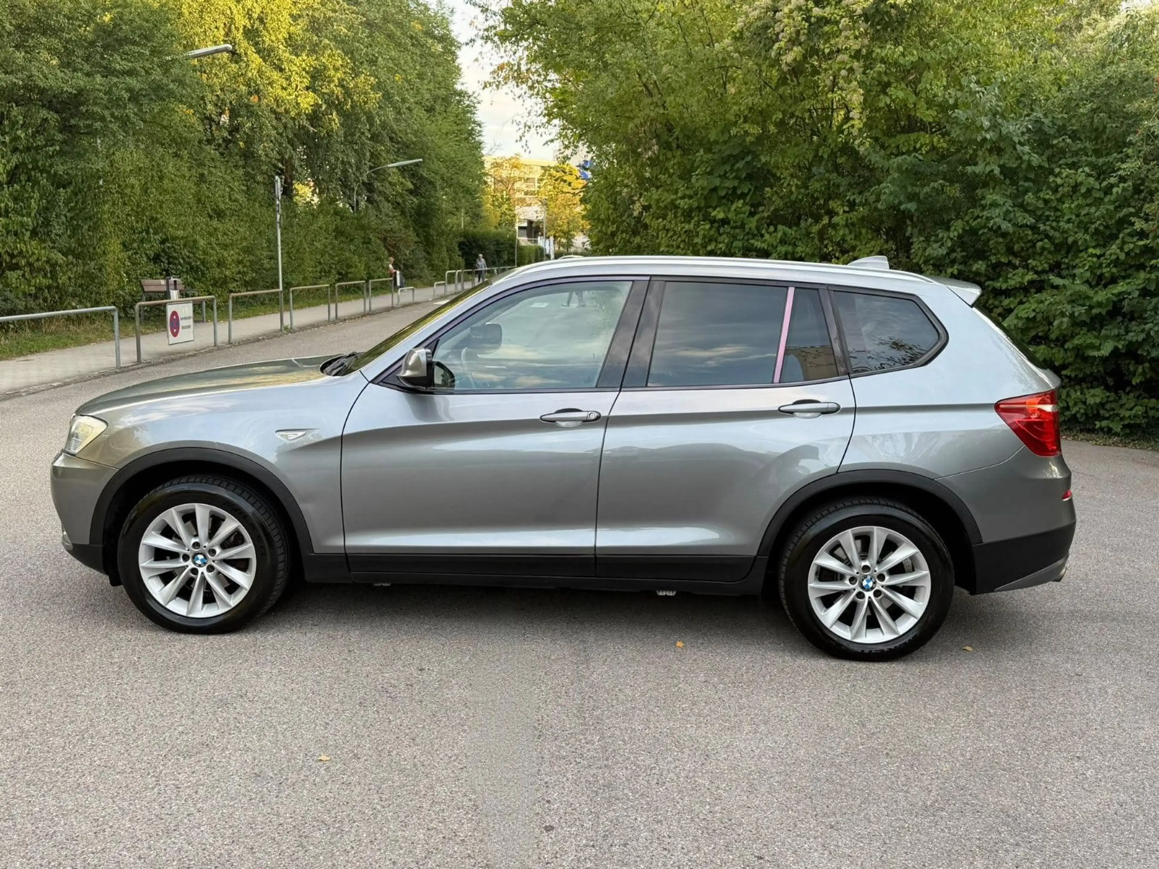 BMW X3 xDrive30d Navi Bi-Xenon Automatik Leader — photo 8