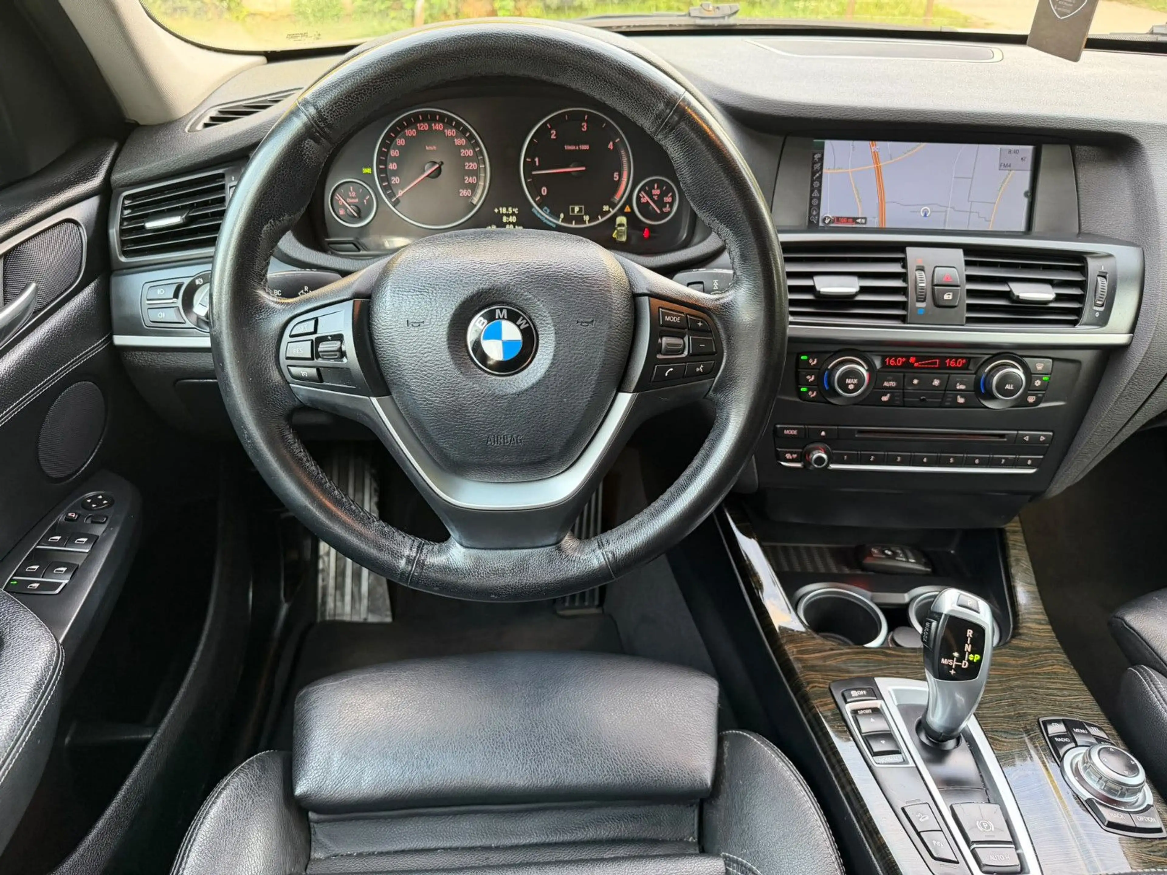 BMW X3 xDrive30d Navi Bi-Xenon Automatik Leader — photo 11