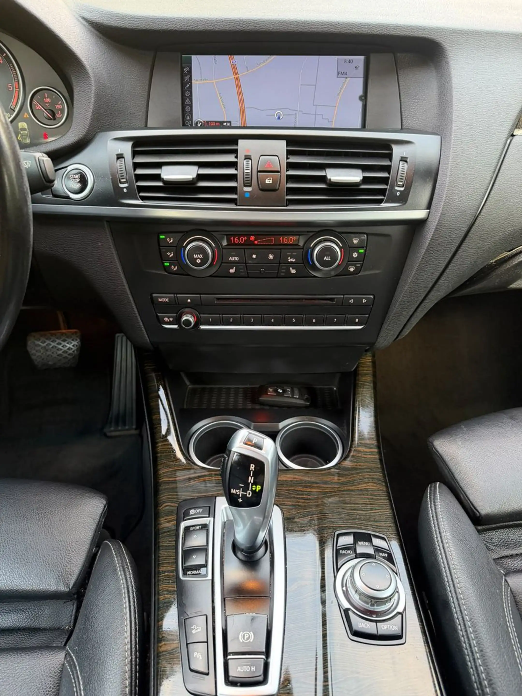 BMW X3 xDrive30d Navi Bi-Xenon Automatik Leader — photo 13