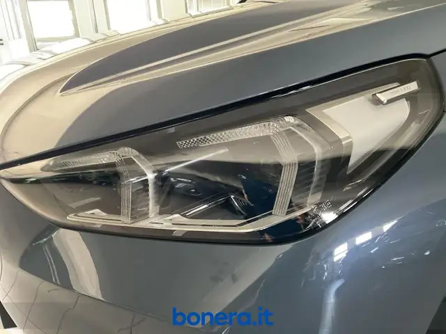BMW X1 view 10