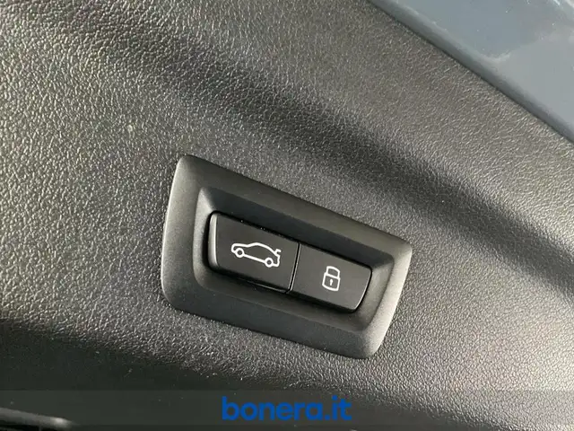 BMW X1 view 14