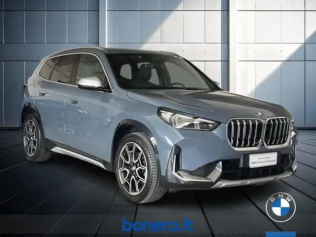 BMW X1 view 4