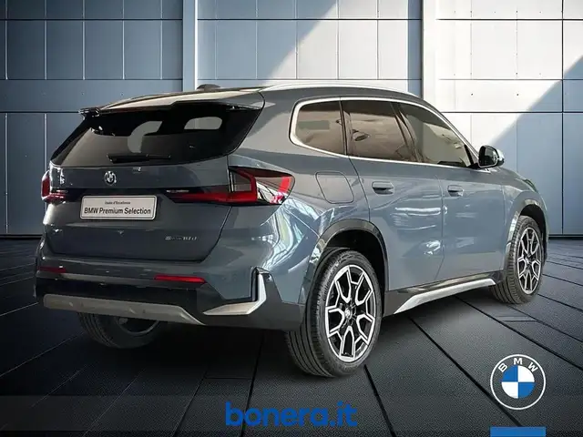 BMW X1 view 6