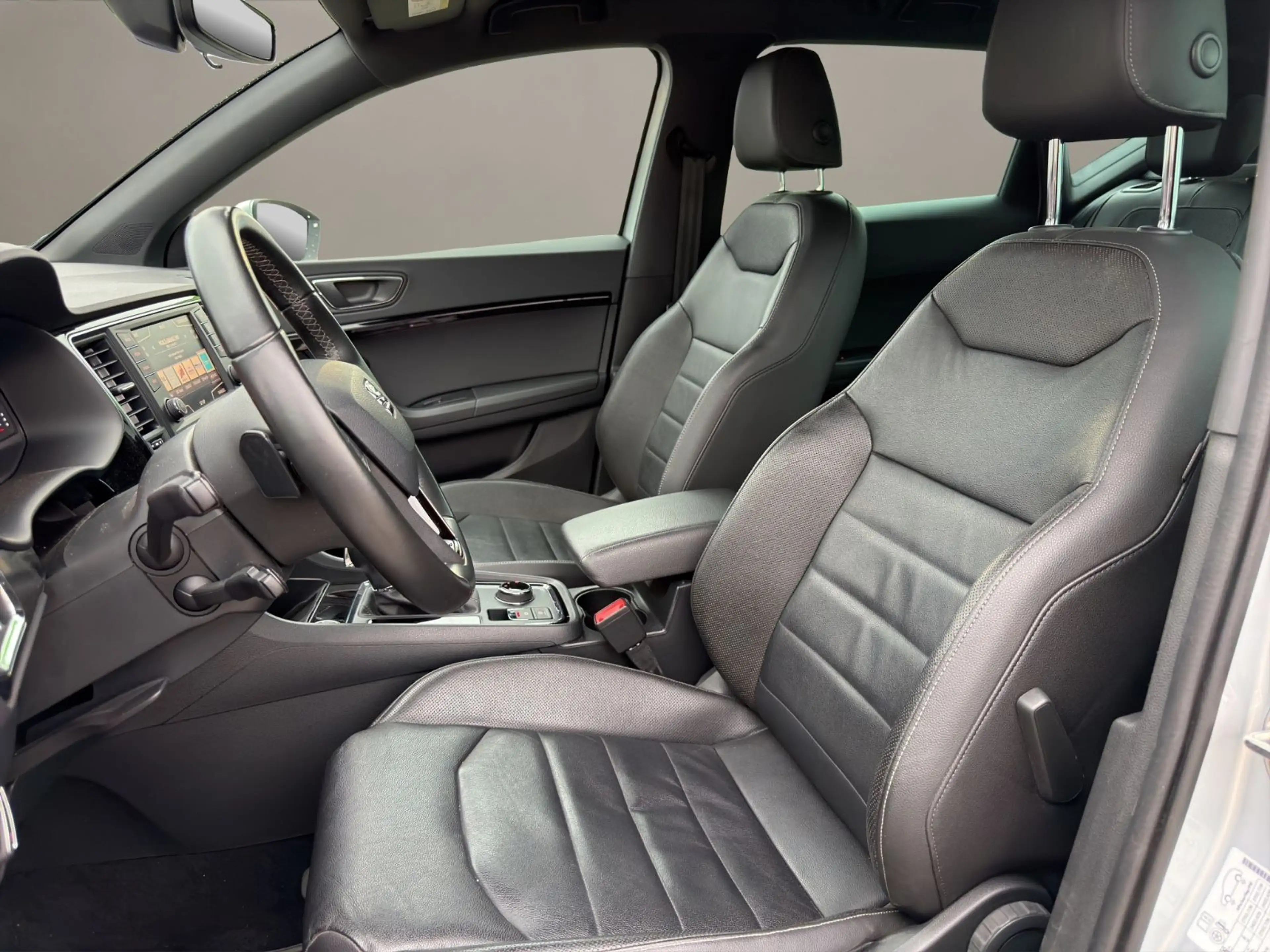 SEAT Ateca Xcellence DSG / LED / Leder / 360 Kamera — photo 10
