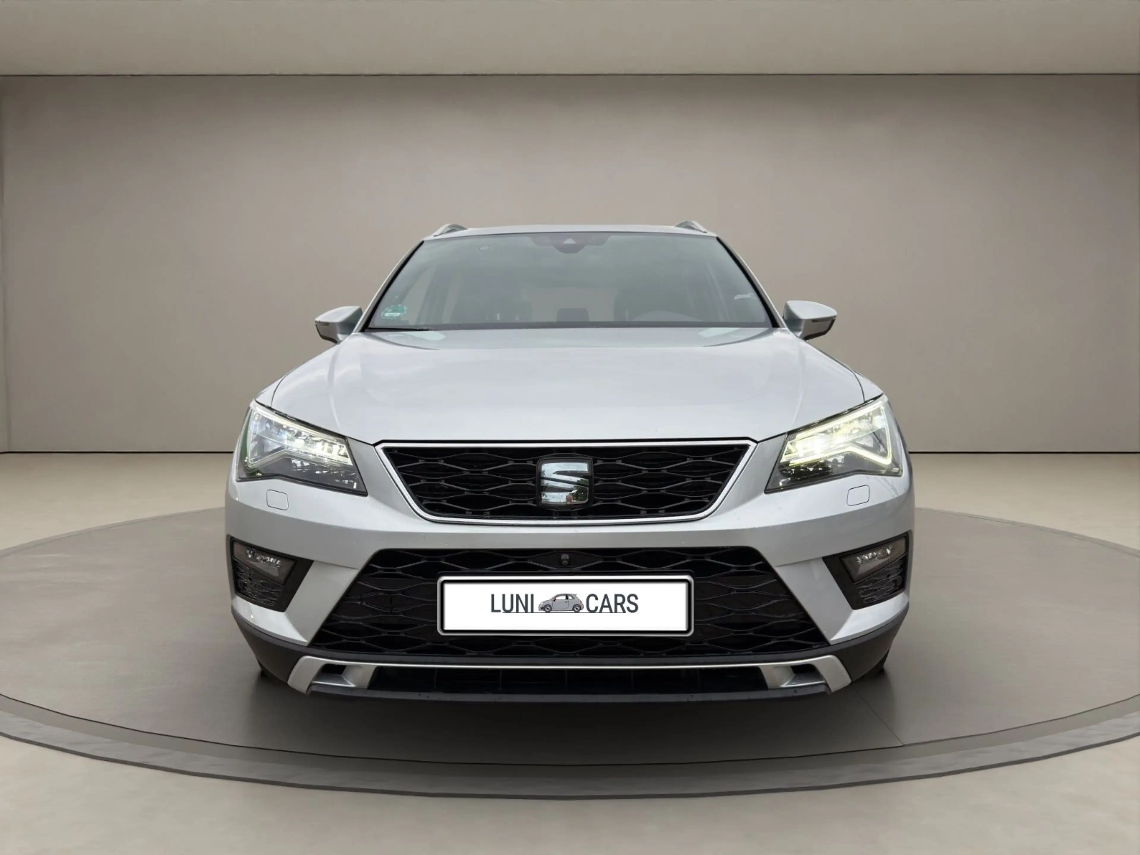 SEAT Ateca Xcellence DSG / LED / Leder / 360 Kamera — photo 2