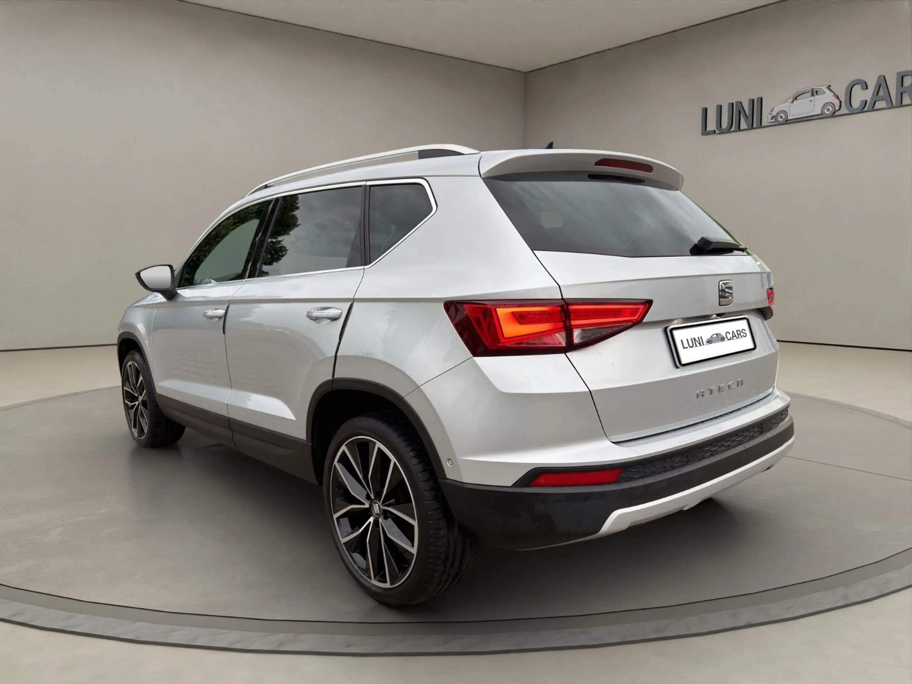 SEAT Ateca Xcellence DSG / LED / Leder / 360 Kamera — photo 7