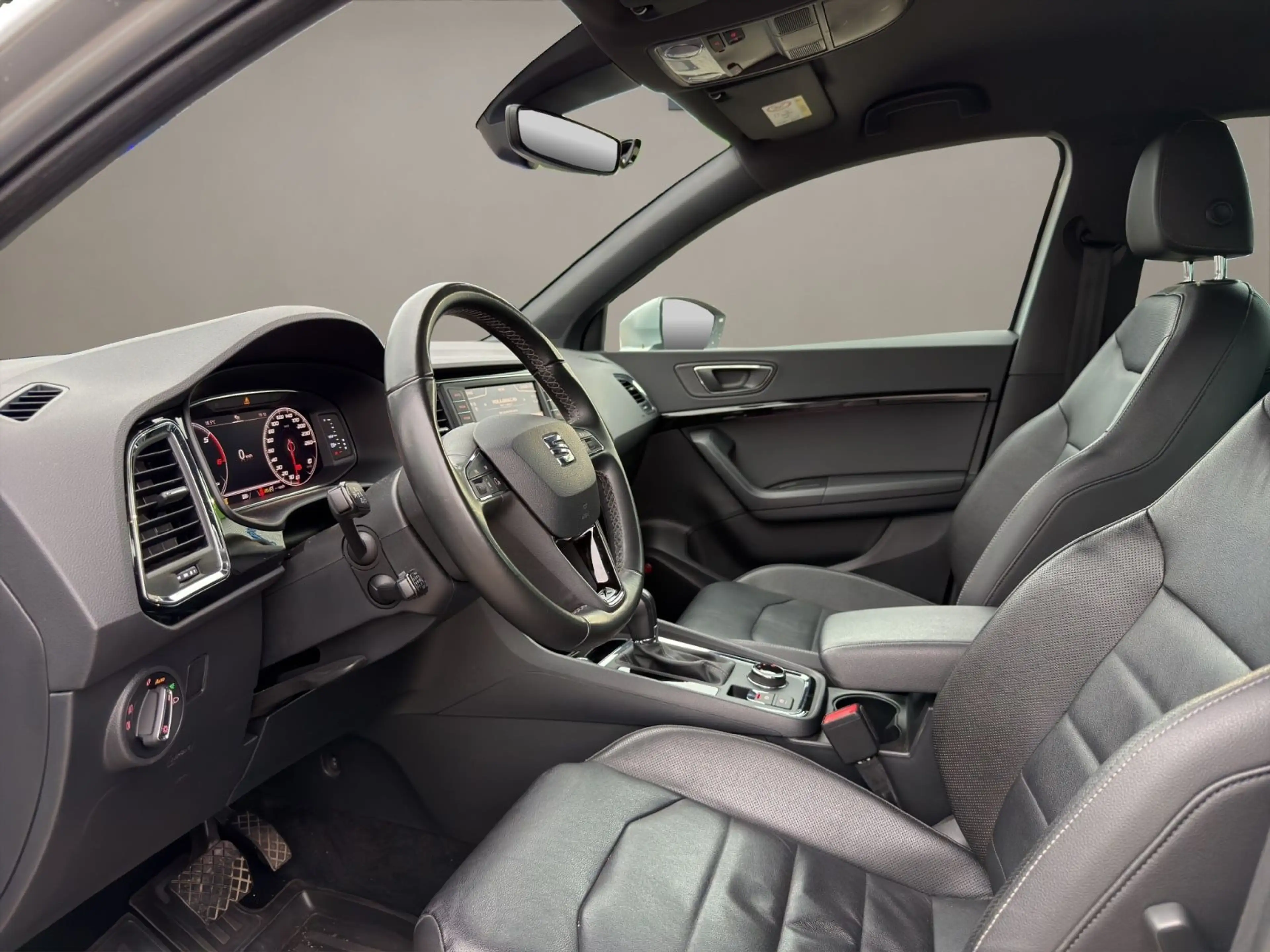 SEAT Ateca Xcellence DSG / LED / Leder / 360 Kamera — photo 9