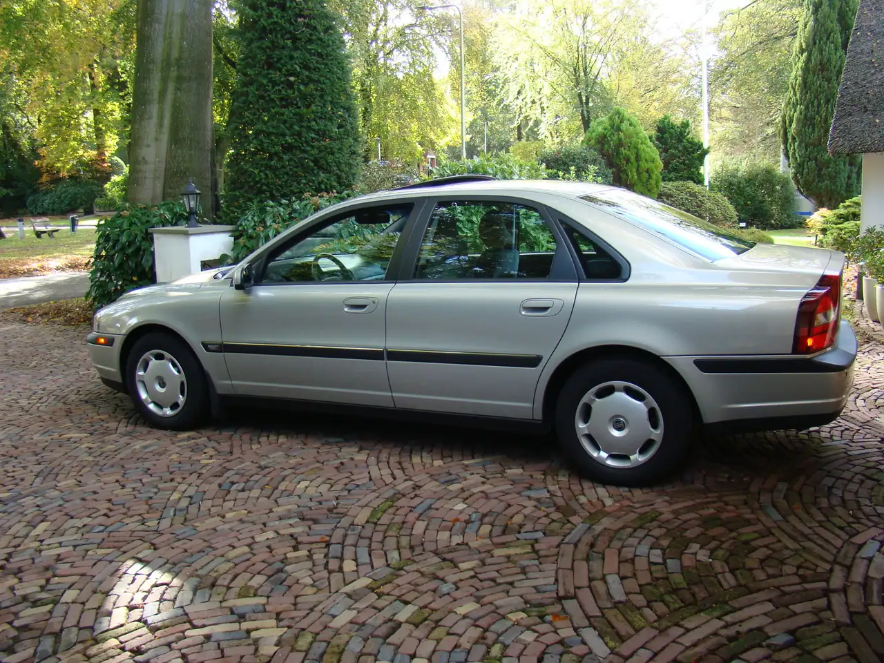 Volvo S80
