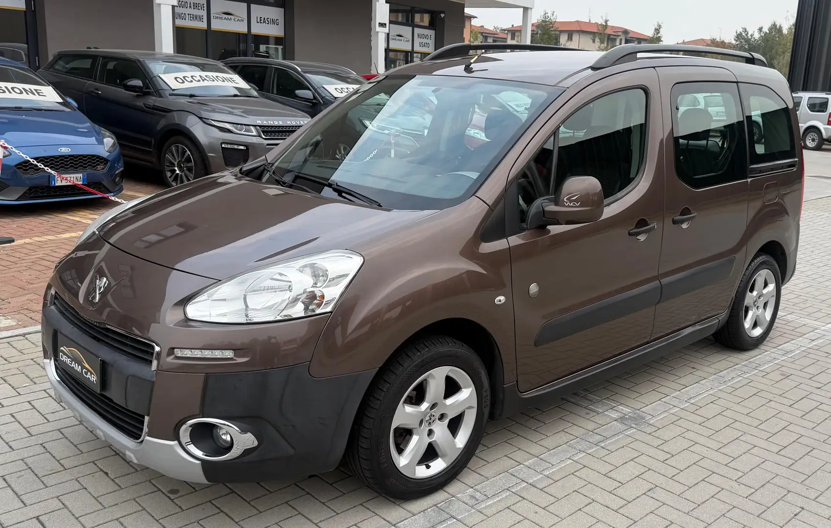 Peugeot Partner Partner Tepee 2008 Tepee 1.6 hdi Outdoor 115cv Marrone - 1