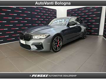 M5 4.4 V8 Competition auto