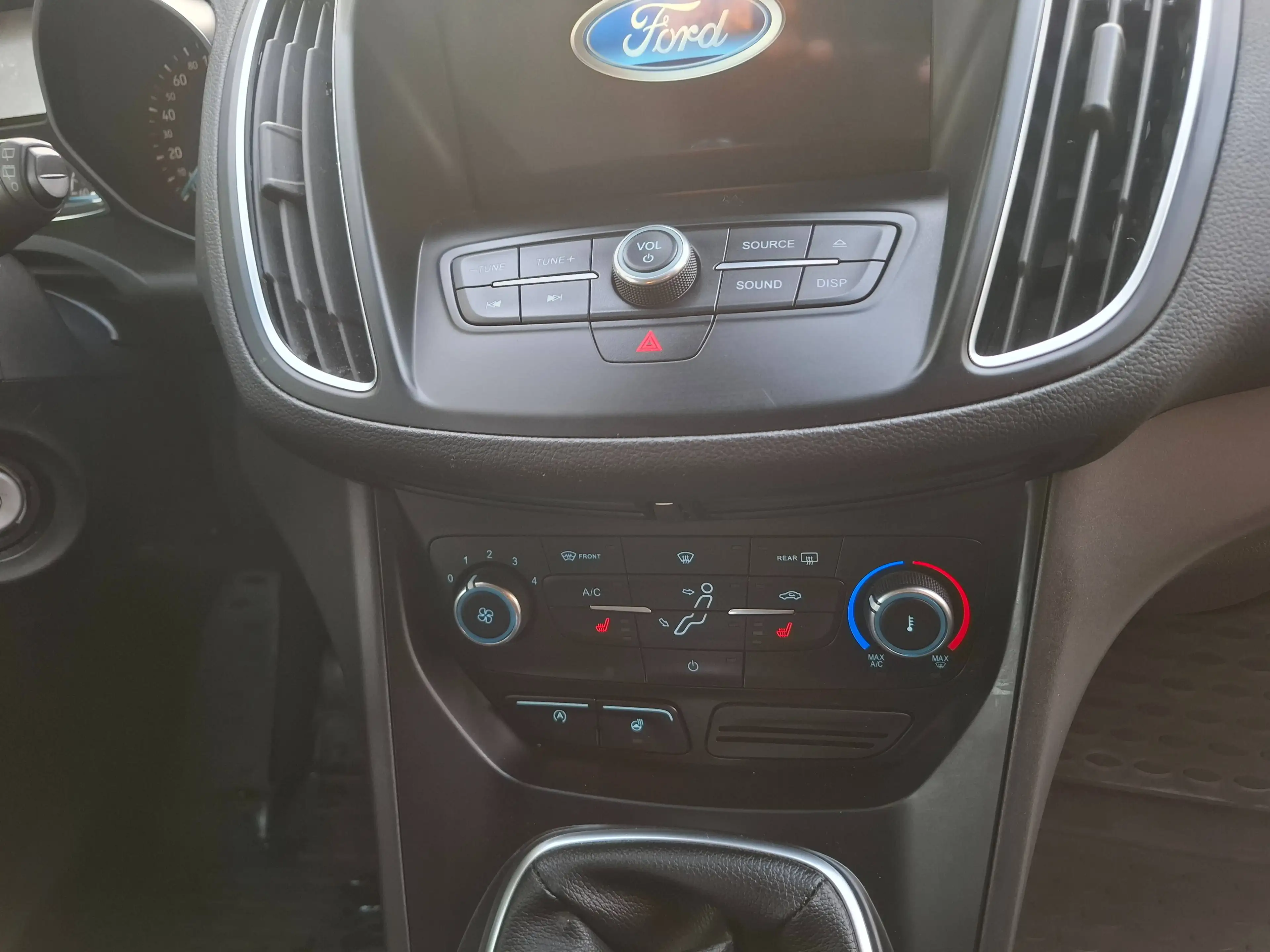 Ford C-Max Cool — photo 15