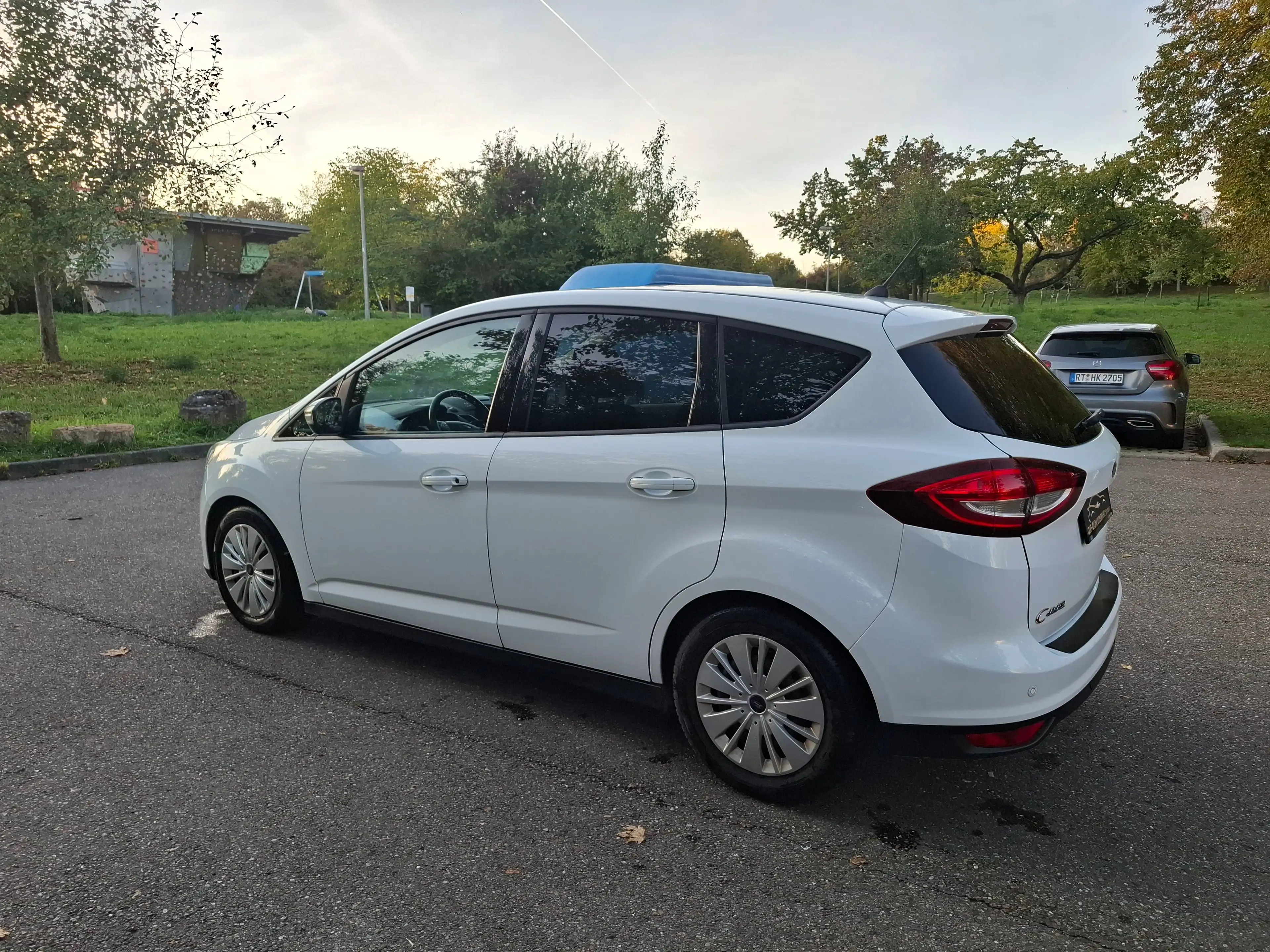 Ford C-Max Cool — photo 9