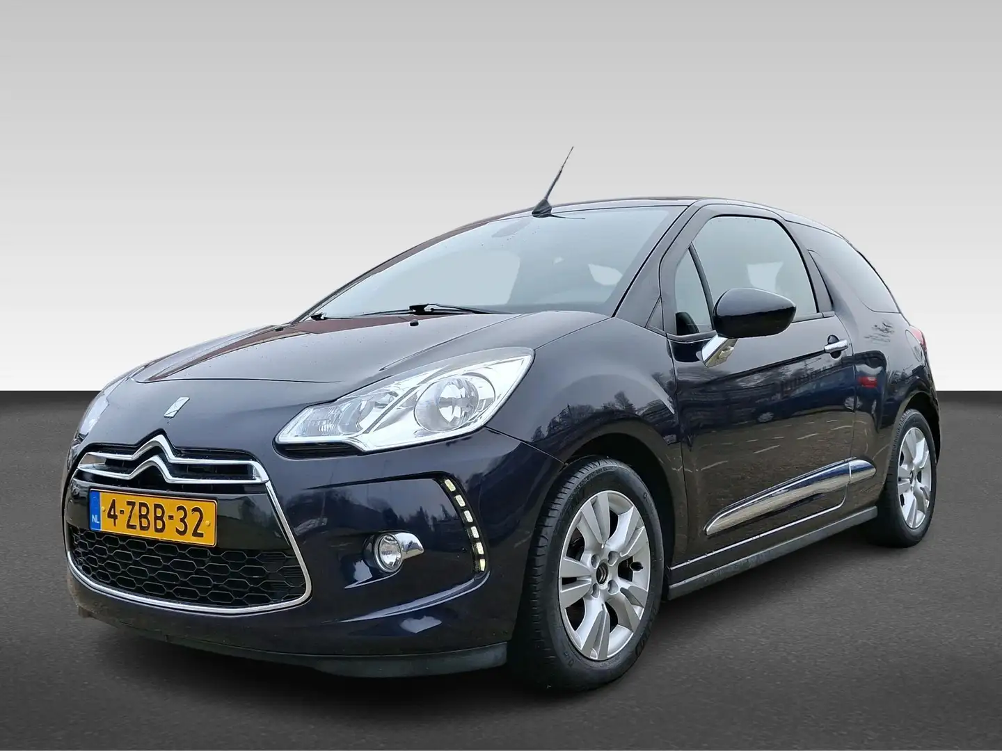 Citroen DS3 1.2 VTI CABRIO SO CHIC Bleu - 1