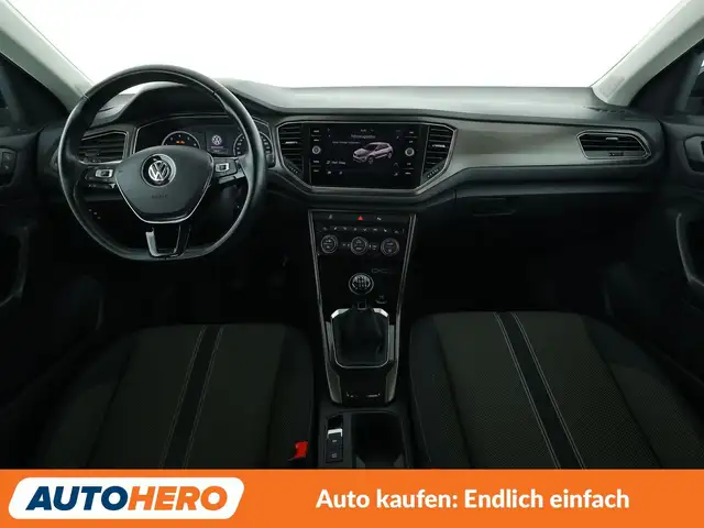 Volkswagen T-Roc view 12
