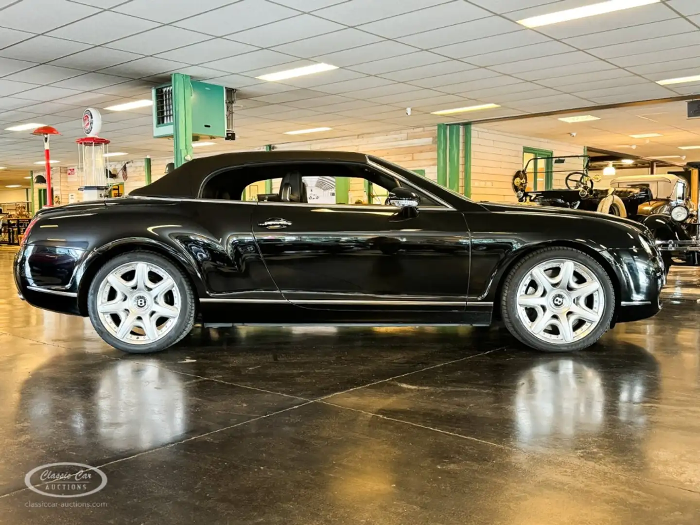 Bentley Continental GTC 6.0 W12  - ONLINE AUCTION Černá - 2