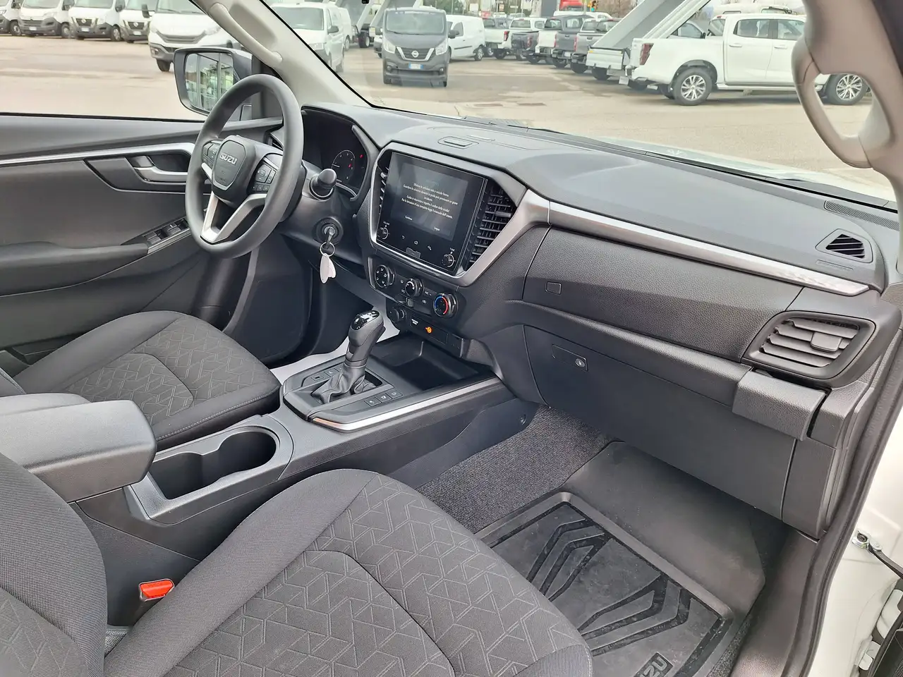 Isuzu D-Max 2026 — фото 9