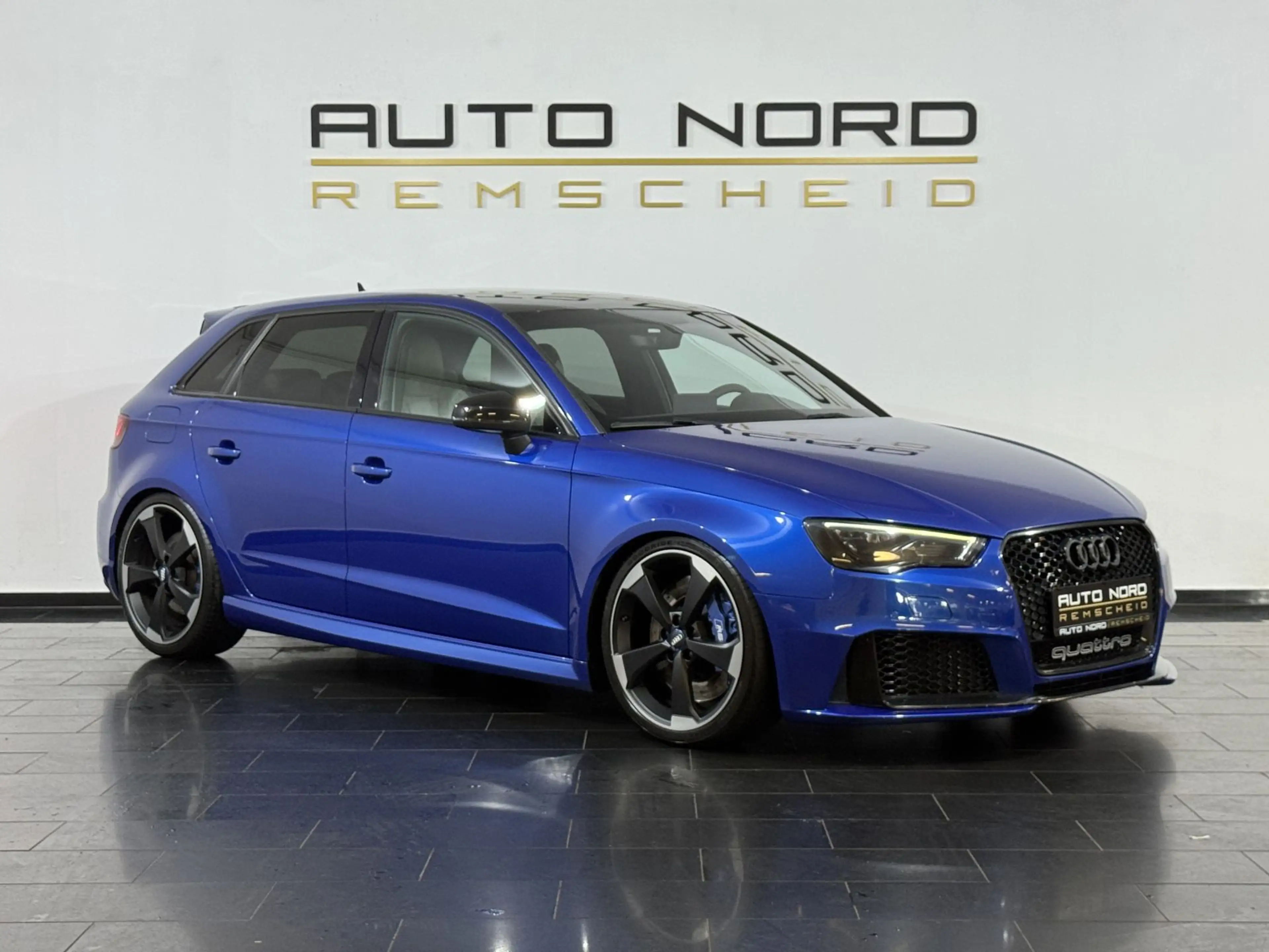 Audi RS3 2.5 TFSI quat.*B&O*Raute*KeyGo*Carbon* — photo 3