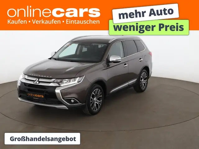 Mitsubishi Outlander 2.2 DI-D AWD Aut 7-SITZER NAVI R-CAM