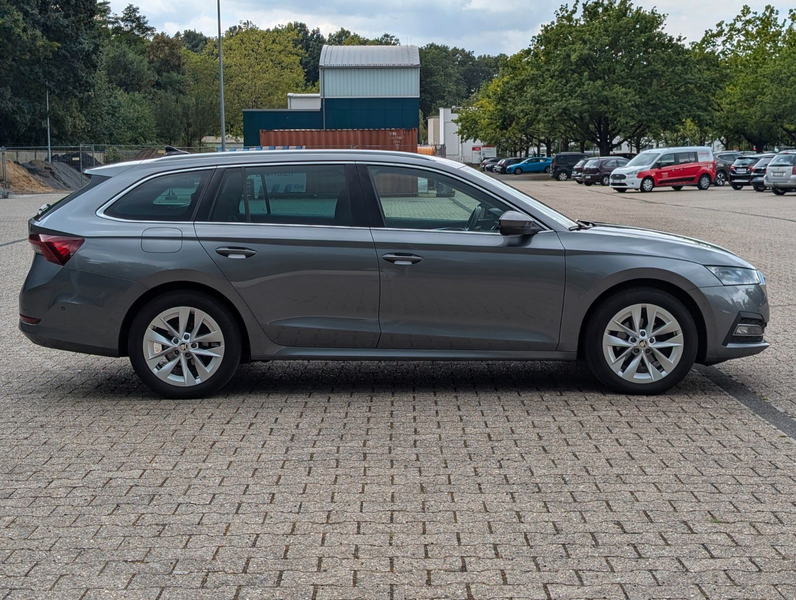 Skoda Octavia Combi Style MATRIX/ACC/HeadUp/Canton/EHK — photo 8