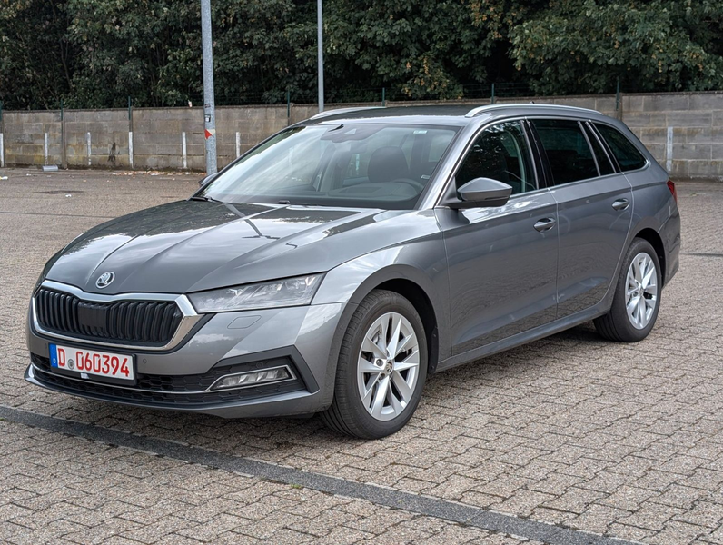 Skoda Octavia Combi Style MATRIX/ACC/HeadUp/Canton/EHK
