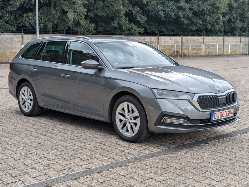 Skoda Octavia Combi Style MATRIX/ACC/HeadUp/Canton/EHK — photo 9