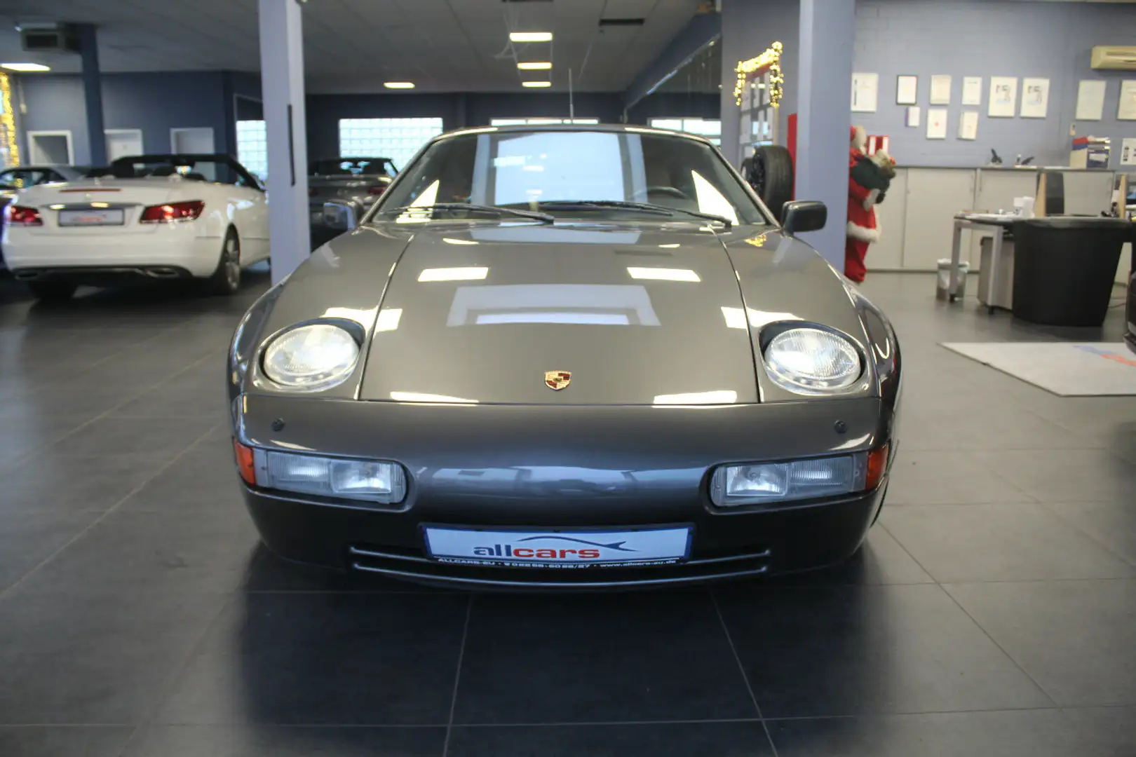 Porsche 928 GT - OLDTIMER - Schiebedach - Klima - Gris - 2
