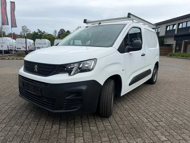 Peugeot Partner bestelwagen 1.5 BlueHDi 100pk L1 / €9.250 excl.