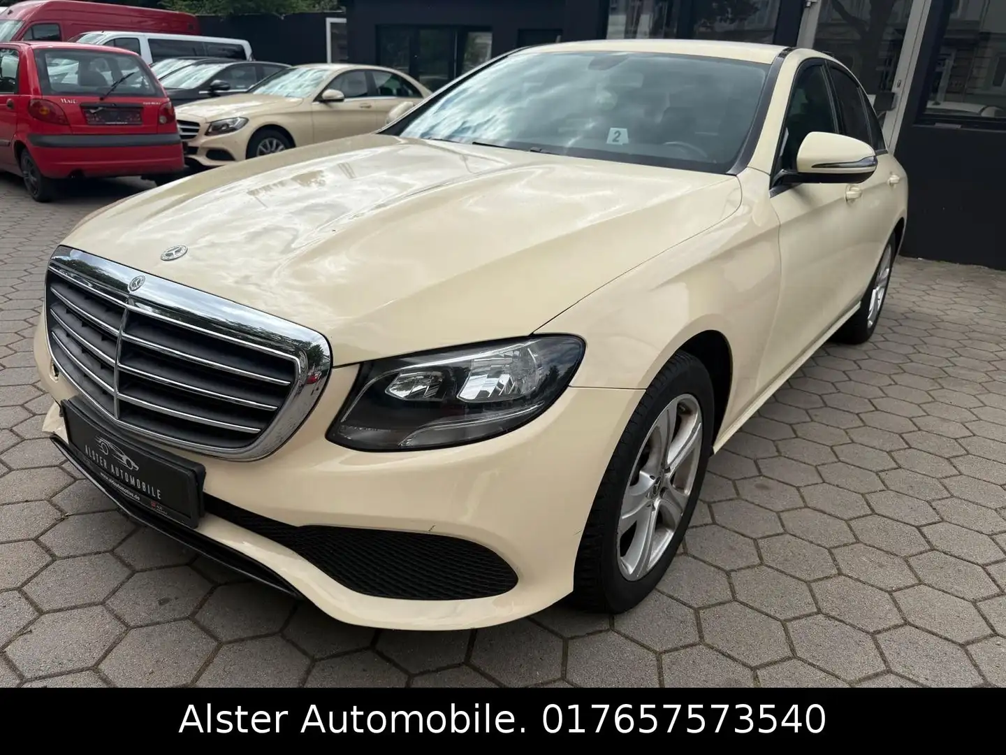 Mercedes-Benz E 200 E -Klasse Lim. E 200 d Automatik ,Navi, Wit - 2