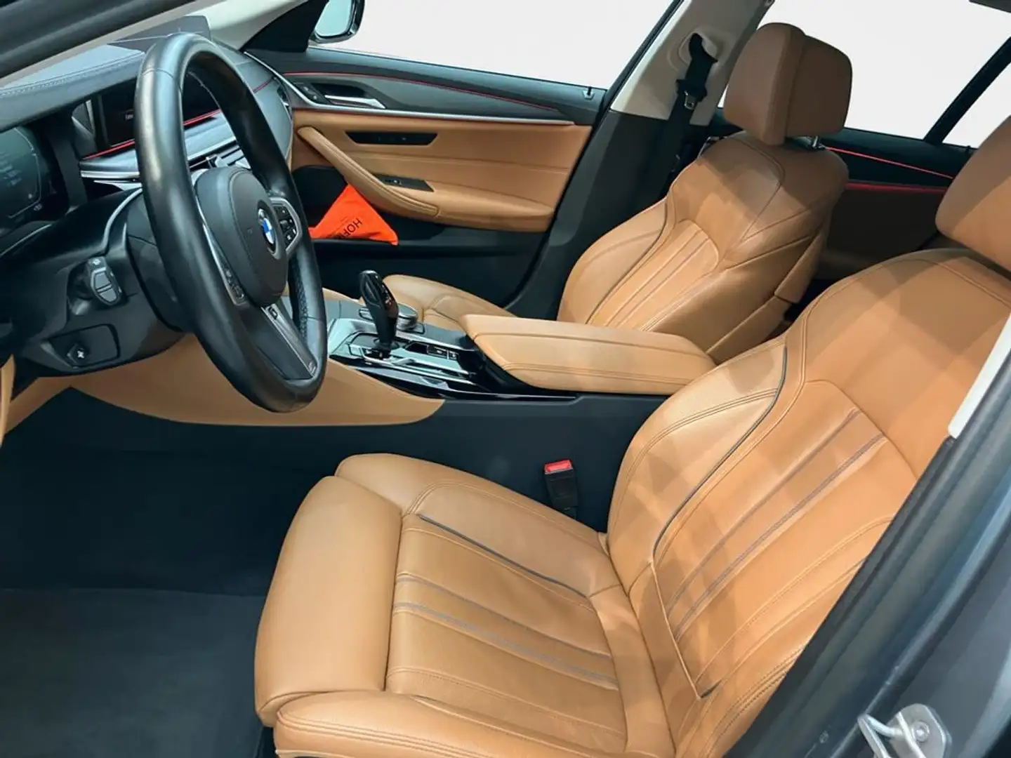 BMW 520 Luxury Line Grau - 1