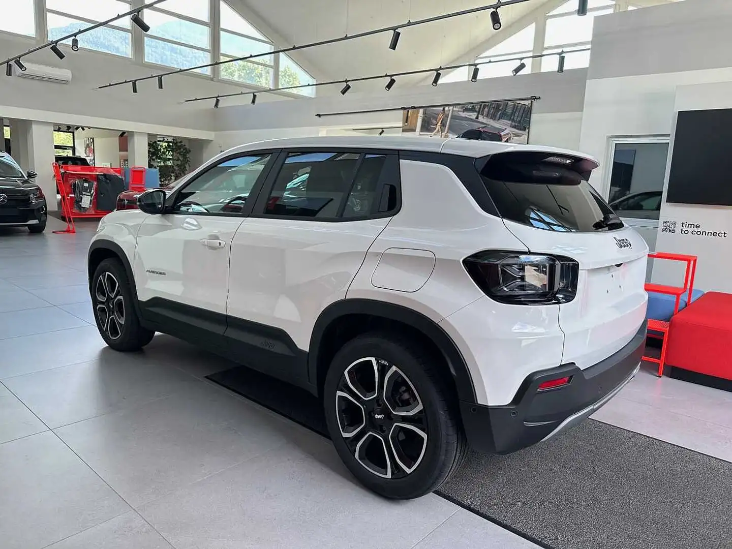 Jeep Avenger 1.2 Turbo Summit KM ZERO Blanc - 2