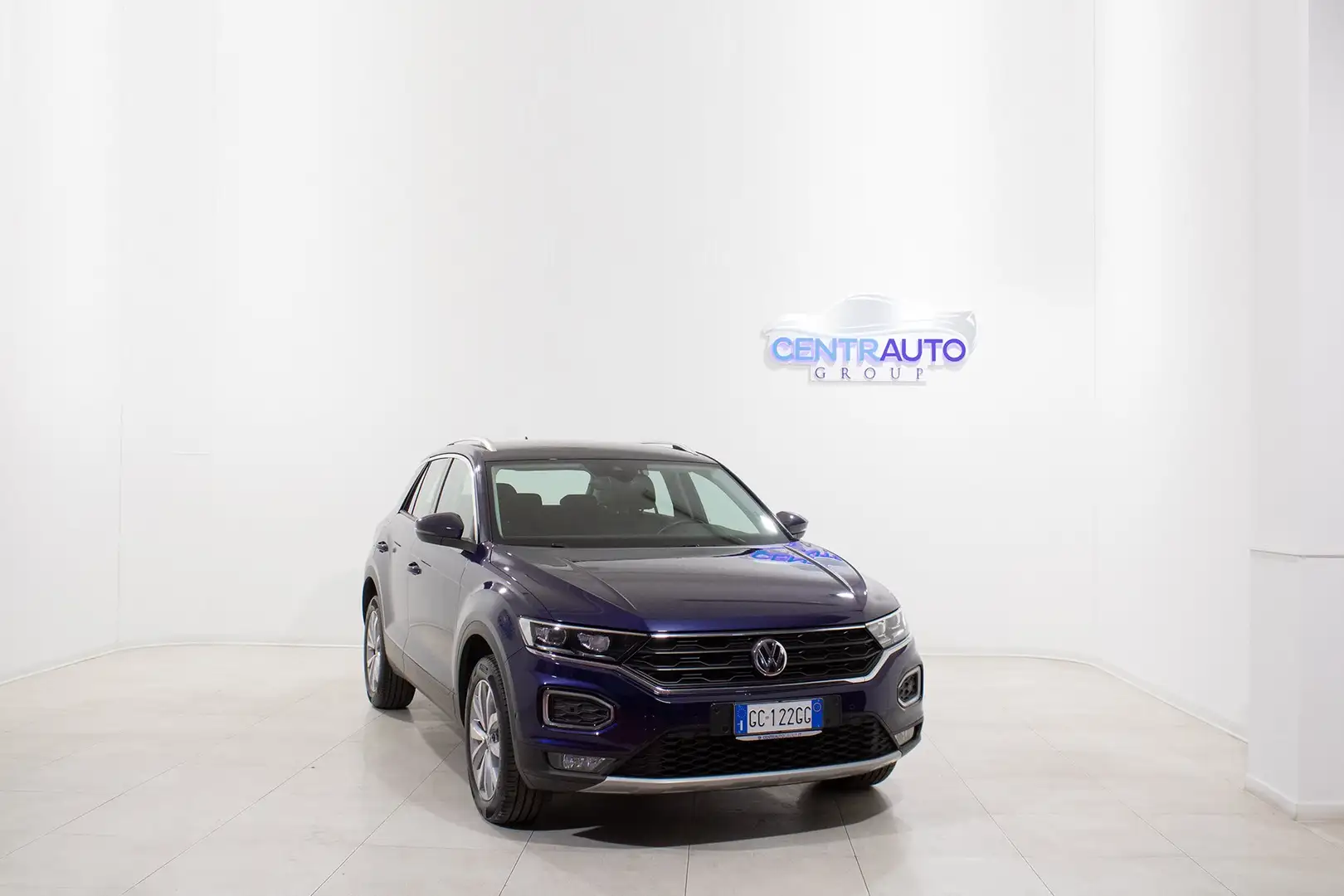 Volkswagen T-Roc 1.6 TDI 116cv BUSINESS *CERCHI 17'', KEYLESS* Blu/Azzurro - 1